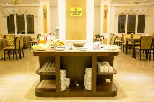 City Bay Palace Hotel