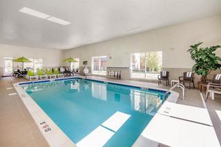 Hotel Comfort Suites Marietta