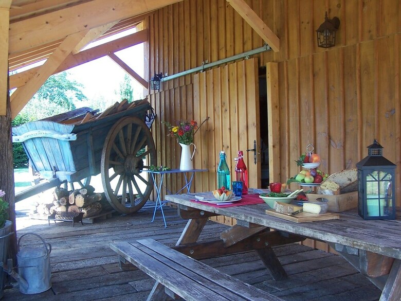 Hostal La Roulotte De La Vall�e Du Lot