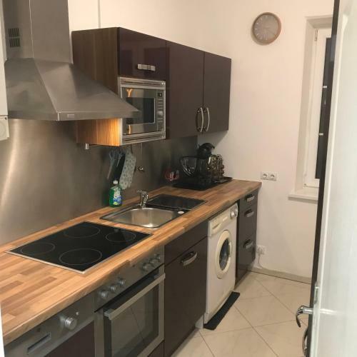Lg Charming Apartment