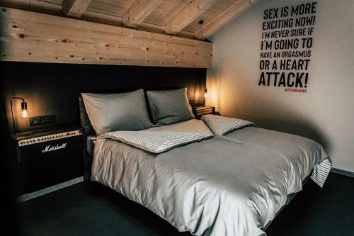Boutique Aparthotel Old School & Rock�n Roll
