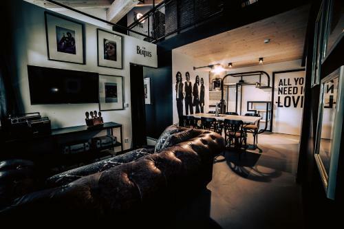 Boutique Aparthotel Old School & Rock�n Roll