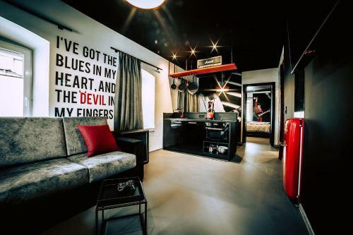 Boutique Aparthotel Old School & Rock�n Roll