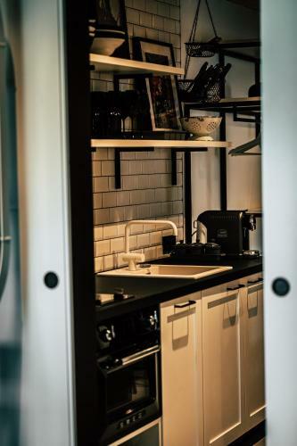 Boutique Aparthotel Old School & Rock�n Roll