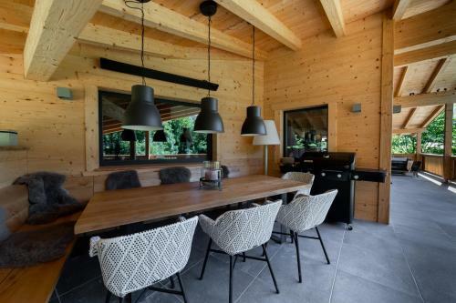 Chalet Salvenblick - Luxuri�se Gem�tlichkeit