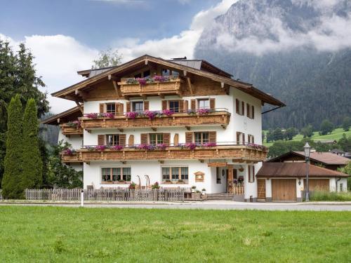 Bed & Breakfast Pension Edelweiss