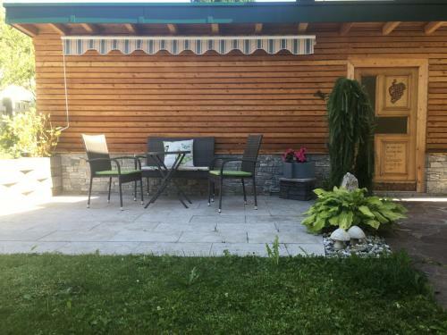 Apartamento Haus Tschirgantblick