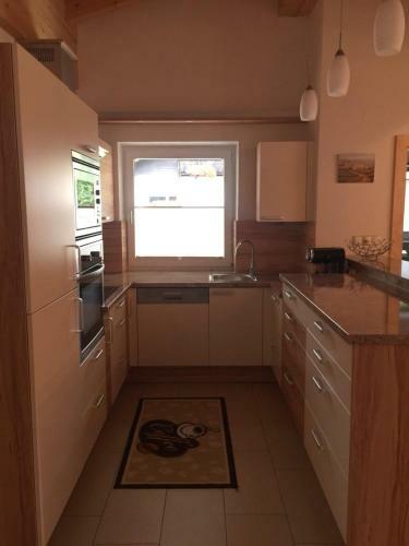 Apartamento Haus Tschirgantblick