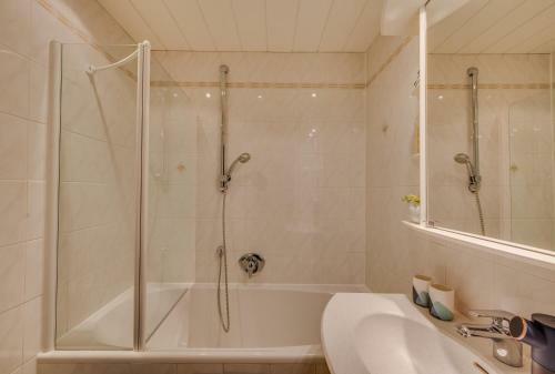 Apartments Olympiastra�e