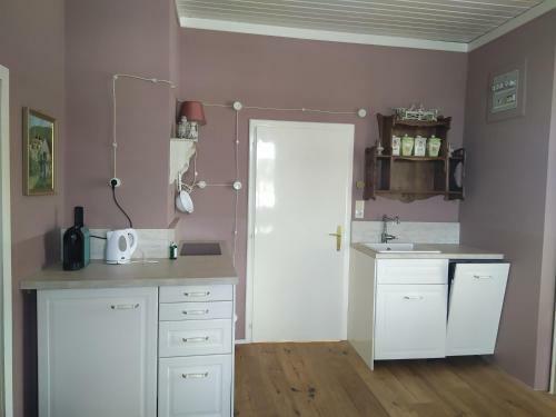 Hostal Alban Berg Villa