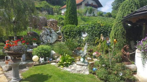 Apartamento Ferienwohnungen Garten Eden