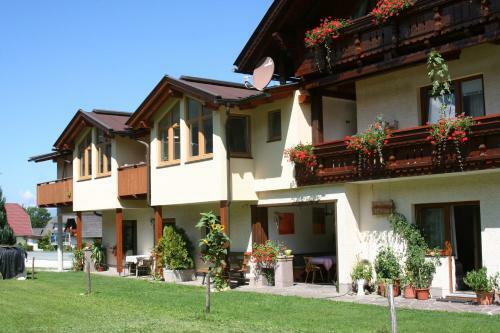 Apartamento Ferienwohnungen Pernull