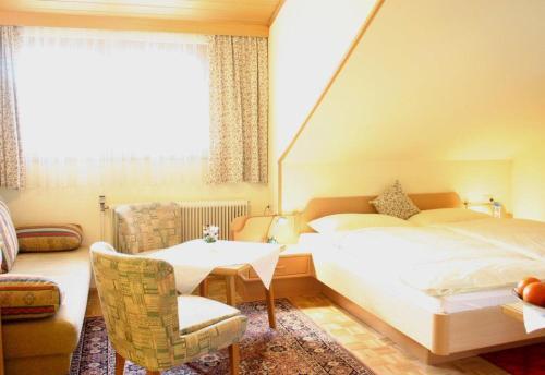 Hostal Landhaus Tritscher