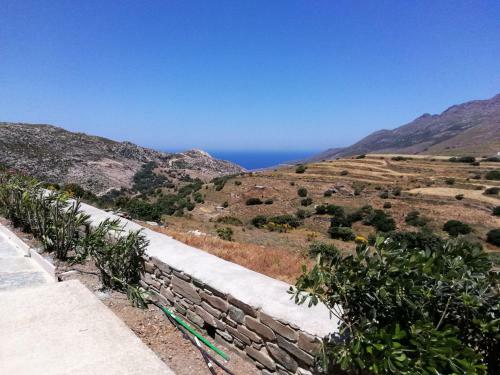 House With Sea And Mountain Views