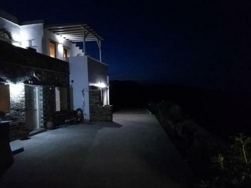 House With Sea And Mountain Views