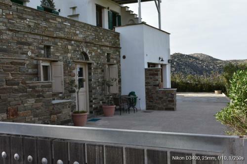 House With Sea And Mountain Views