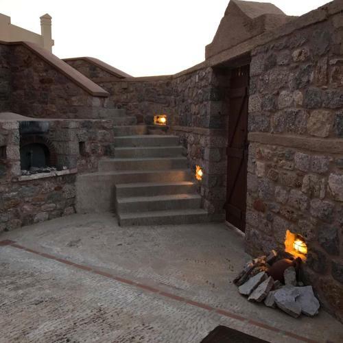 Grande Grotta House
