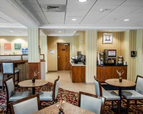 Hotel Comfort Suites Hummelstown