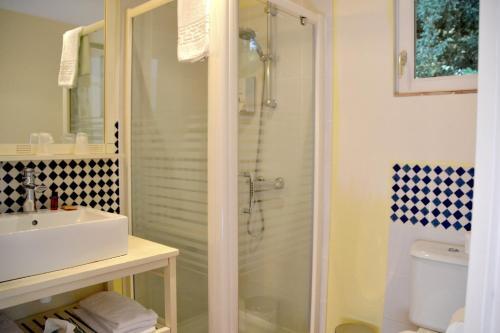 Hotel H�tel Les Grands Ch�nes