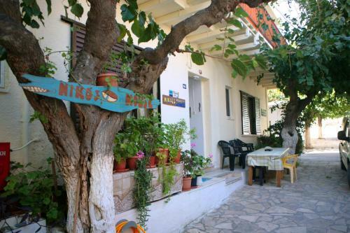 Nikos House New Comfort Apartm And Studio