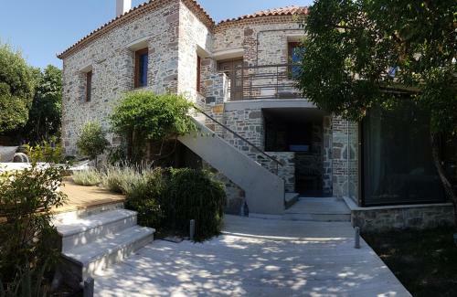 Feel Like Home In Lesvos