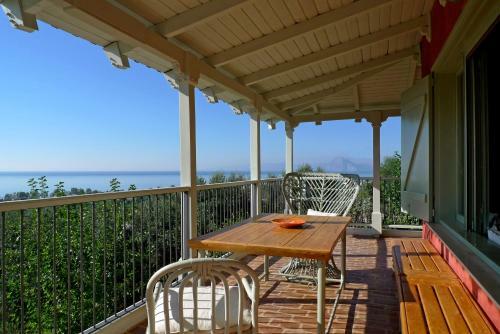 Sea View Villa With 4 Bedrooms - Grecorama