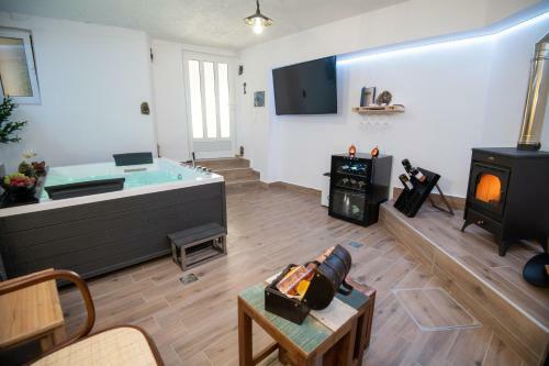 Stoa Luxury House With Unique Jacuzzi Room