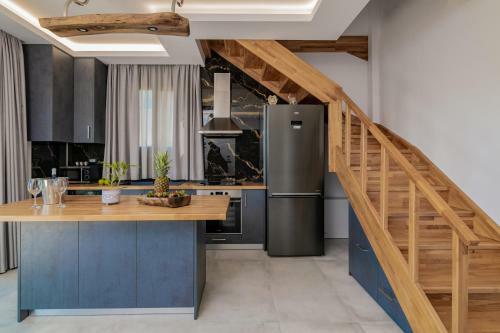 Azor Luxury Villa I