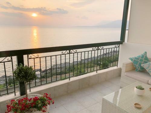 Colours Seaview Apartment