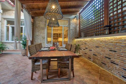 Mythos Stone House Heraklion
