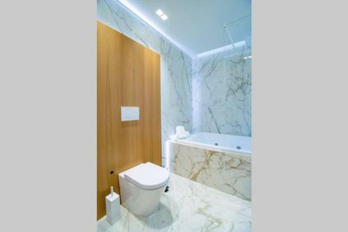 Brand New Luxurious Modern Apartment
