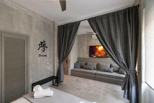 Lepanto Luxury Apartments Gf