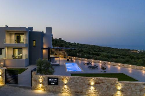 Nikolioudis Luxury Villas