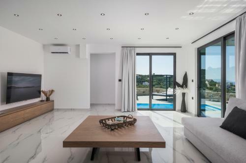 Nikolioudis Luxury Villas
