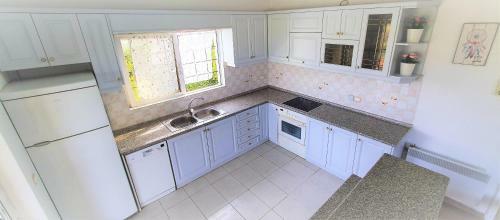 Vacation And Relaxation Home Oropos