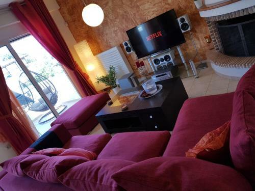 'seaside Paradise' Elegant Apartment In Nea Makri