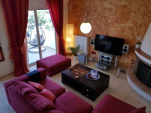 'seaside Paradise' Elegant Apartment In Nea Makri