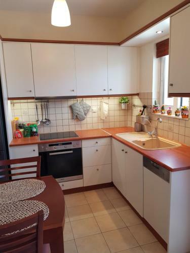 'seaside Paradise' Elegant Apartment In Nea Makri