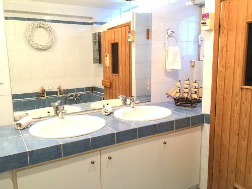Amomos Villa With Swimming Pool