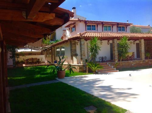 Amomos Villa With Swimming Pool