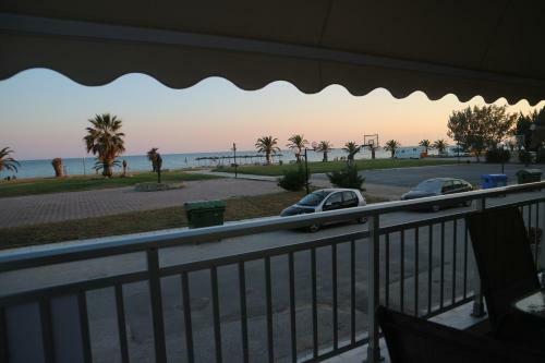 Chelona Apartments