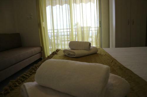 Chelona Apartments