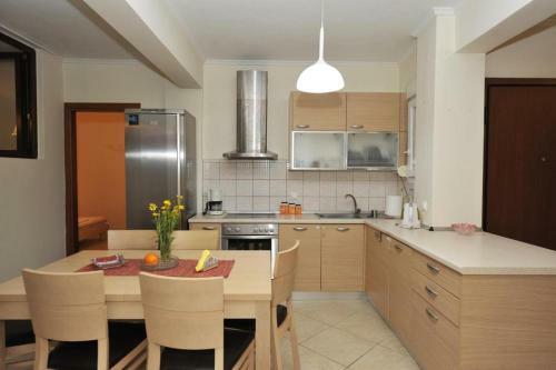 Aiolos Home