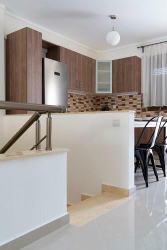 Alexandros Maisonettes & Apartments