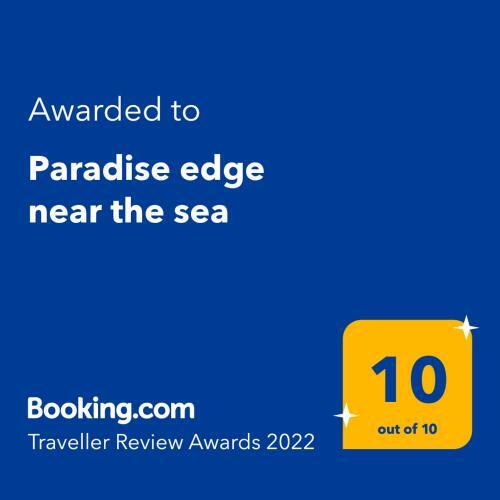Paradise Edge Near The Sea