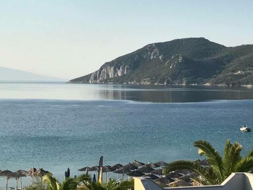 Apartamento Holiday Home Sea Front 2