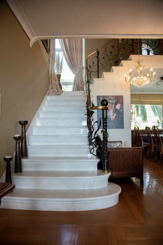 Villa Arethousa