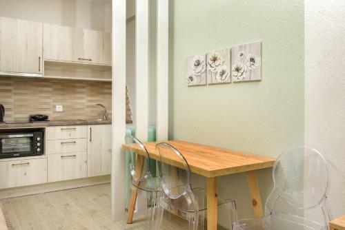 Hostal Route Du Canal