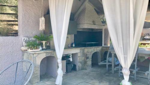 Sea View Villa In Olive Garden