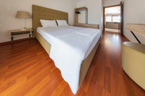 Apartamento Kallikratia Suites